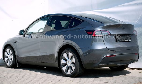 Tesla Model Y Long Range AWD Dual Motor 378 kW image number 13