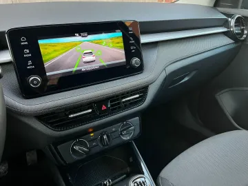 Car image 39