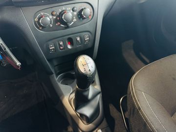 Car image 22