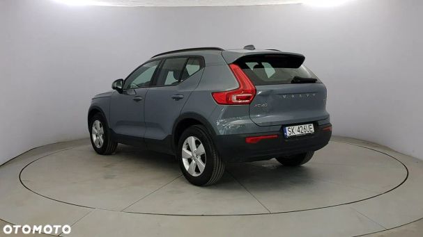 Volvo XC40 T3 Momentum 120 kW image number 4