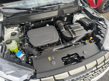 Car image 32