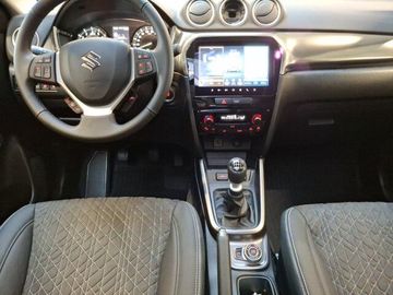 Car image 10