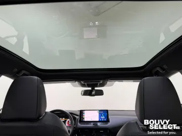 Car image 27