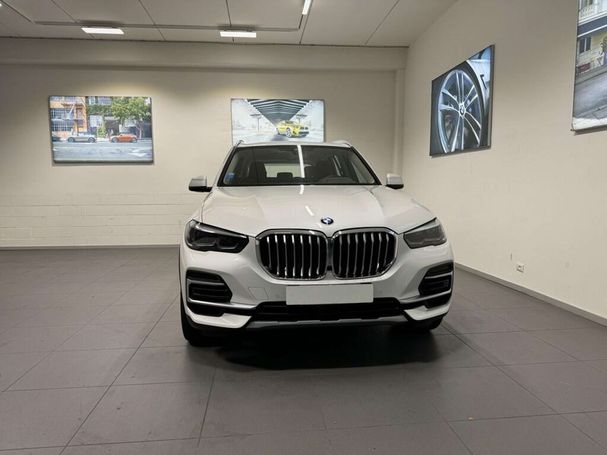 BMW X5 xDrive30d 210 kW image number 2