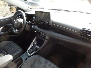 Car image 14