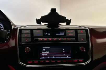 Car image 35