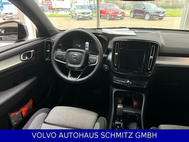 Volvo XC40 B4 Plus Dark 145 kW image number 14