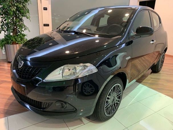 Lancia Ypsilon 51 kW image number 1