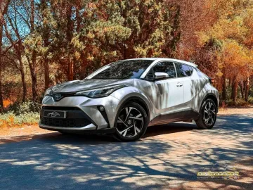 Car image 3