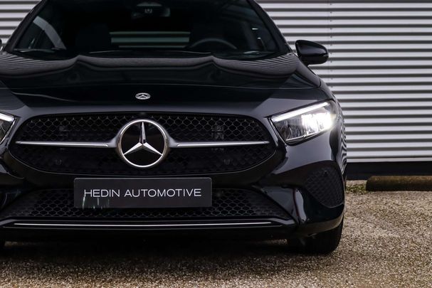 Mercedes-Benz A 180 100 kW image number 35