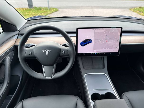 Tesla Model 3 208 kW image number 16