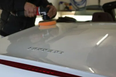 Car image 32