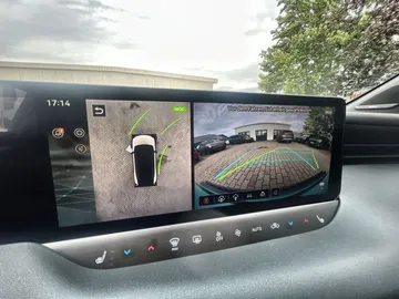 Car image 31