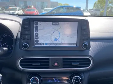 Car image 30