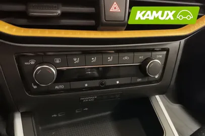 Car image 22