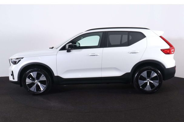 Volvo XC40 B3 Plus Dark 120 kW image number 5