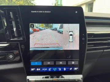 Car image 29