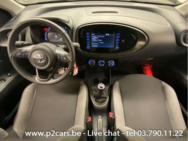 Toyota Aygo X 53 kW image number 14