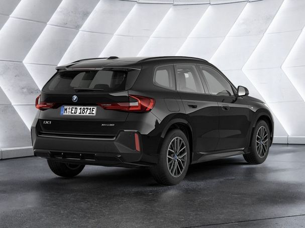 BMW iX1 xDrive30 M Sport 230 kW image number 3