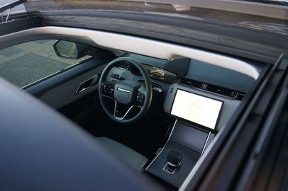 Car image 30