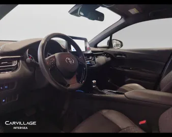 Car image 17