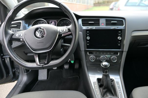 Volkswagen Golf 63 kW image number 12