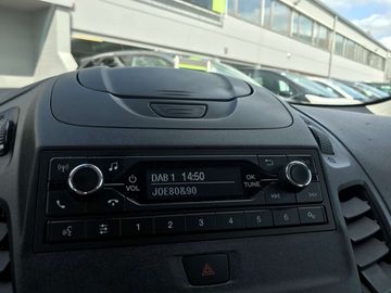 Car image 33