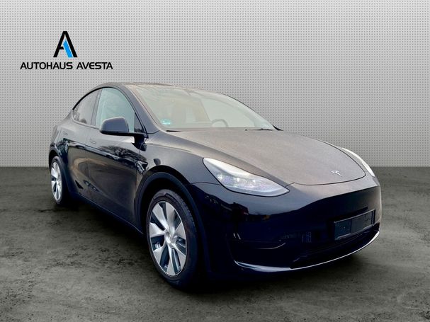 Tesla Model Y 220 kW image number 2