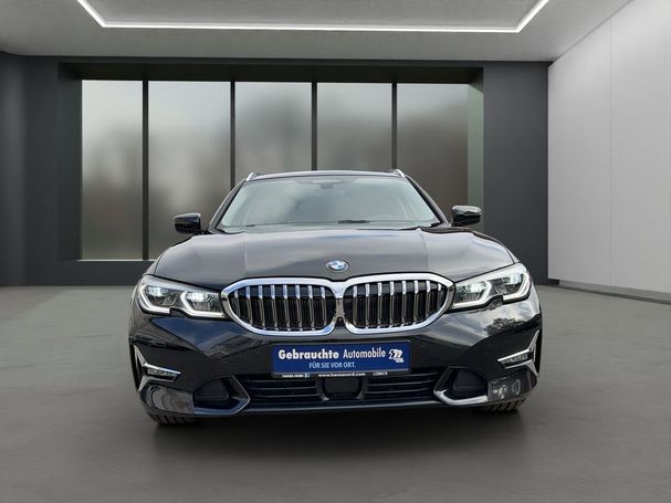 BMW 320d Touring Luxury Line 140 kW image number 2