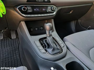 Car image 31