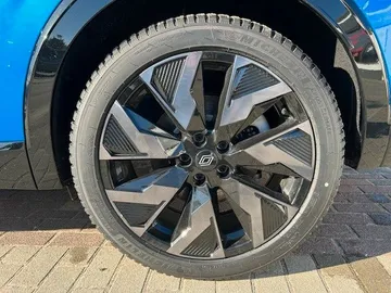 Car image 31