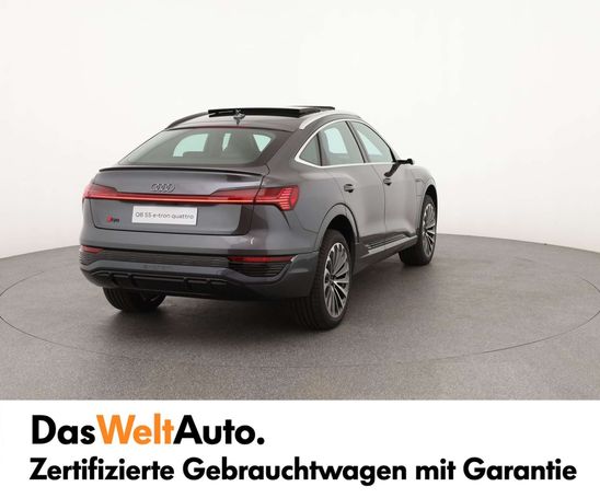 Audi Q8 55 quattro e-tron S-line 250 kW image number 3