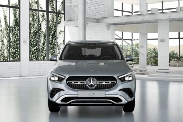 Mercedes-Benz GLA 200 120 kW image number 8