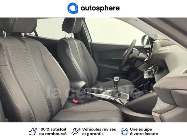 Peugeot 2008 PureTech 130 Allure 96 kW image number 18