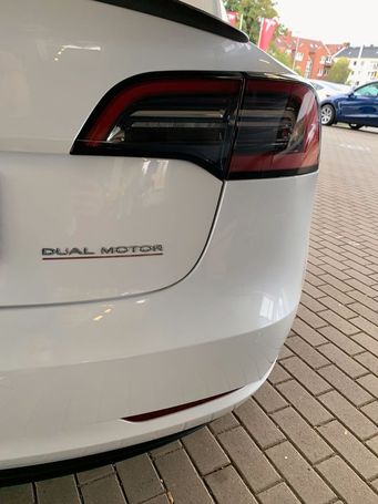 Tesla Model 3 Performance AWD 377 kW image number 7