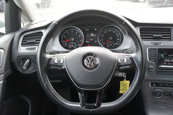 Volkswagen Golf 81 kW image number 15