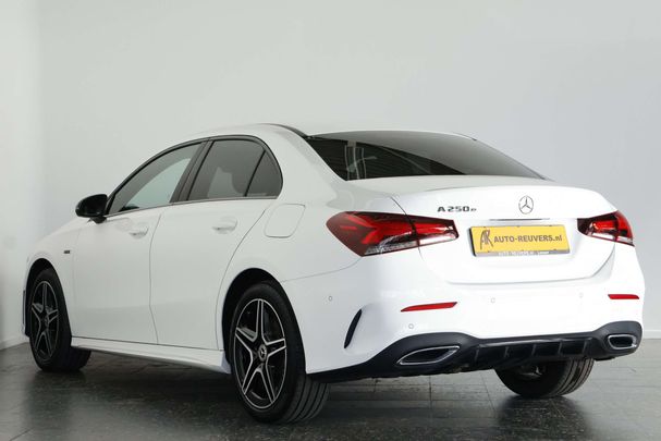 Mercedes-Benz A 250 e 160 kW image number 4