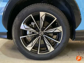 Car image 33