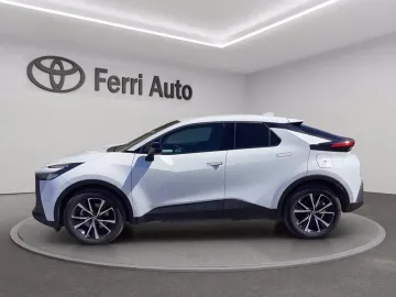 Car image 4