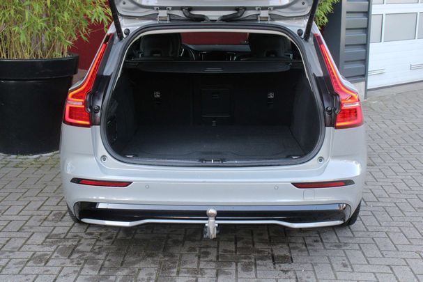 Volvo V60 B4 Plus 145 kW image number 7