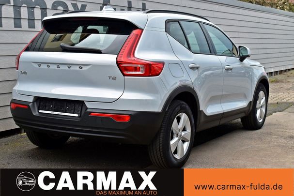 Volvo XC40 Momentum 95 kW image number 14