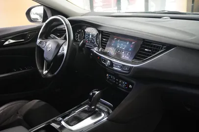 Car image 37