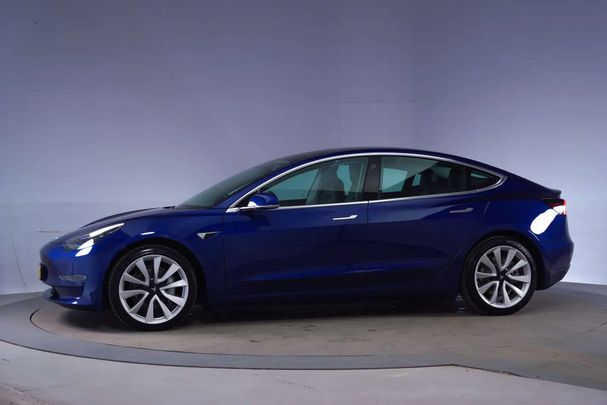 Tesla Model 3 Long Range AWD 258 kW image number 2