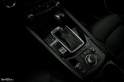 Car image 30