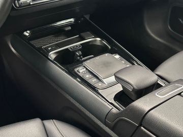 Car image 36