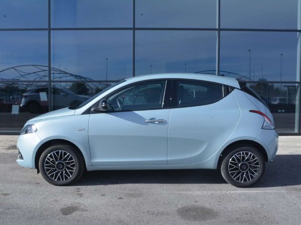 Lancia Ypsilon 51 kW image number 24