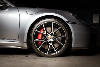 Car image 28
