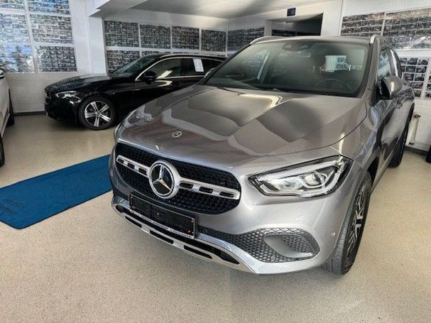 Mercedes-Benz GLA 200 120 kW image number 1