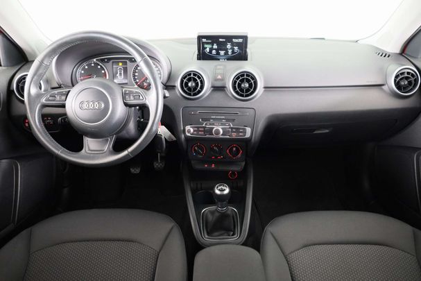 Audi A1 1.0 TFSI S-line Sportback 70 kW image number 6