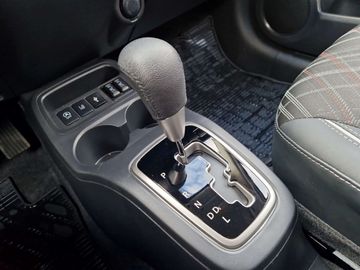 Car image 21